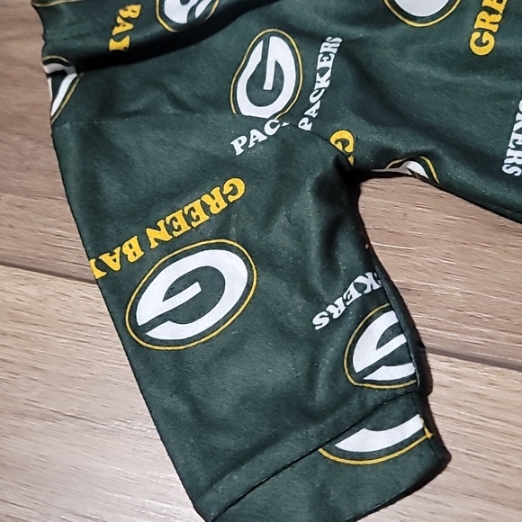 GREENBAY PACKERS INFANT ONSIES SIZE 0-4 MONTHS - Picture 6 of 13